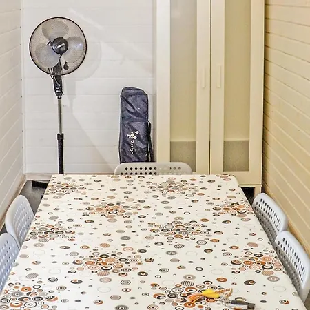 בית נופש Beautiful In With Kitchen משציצה