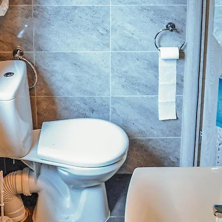 בית נופש Beautiful In With Kitchen משציצה