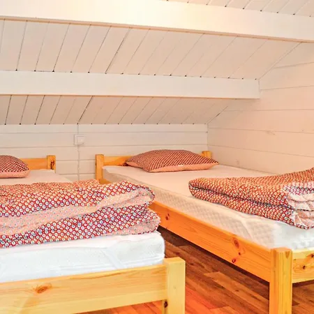 בית נופש Beautiful In With Kitchen משציצה