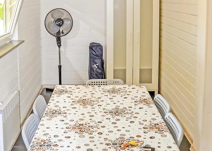 Casa vacanze Beautiful In With Kitchen Mścice